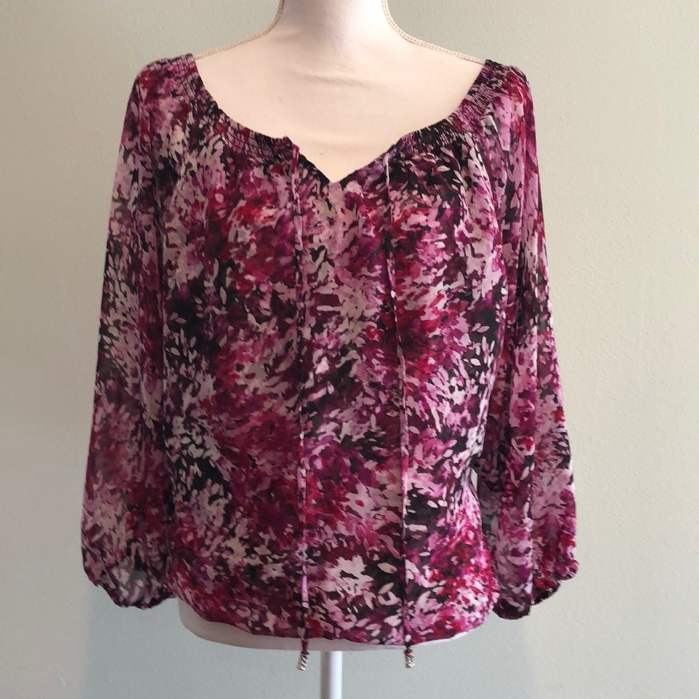 White House Black market size large. Elastic at the waist